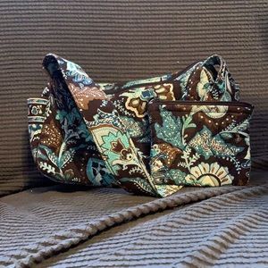 Vera Bradley purse with change holder